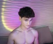 Adam_21cm's cam on IamPrivate Cams