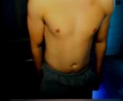 Alexgoespawgers's cam on XCamSite