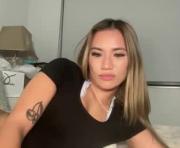 Annieeewinn's cam on IamPrivate Cams