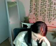 emilie_shy's cam on IamPrivate Cams