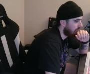 tattedgamerguy's cam on Cam33 Guys