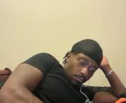 urbandicc214's cam on Cam33 Guys