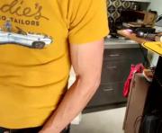 daddycache's cam on Cam33 Guys