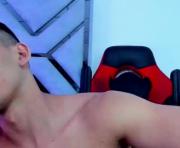 danterouxx's cam on Cam33 Guys