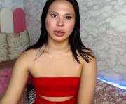 fuschiafucker's cam on XCamSite