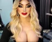 misschannel4sub's cam on Cam33