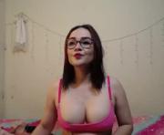 nicolle_sky's cam on XCamSite Girls