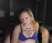 Adelaideskyy's cam on One Hand Chat