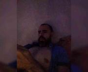 Aladio's cam on One Hand Chat