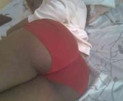 tashabea's cam on One Hand Chat