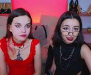 Mistressmarcelline's cam on One Hand Chat