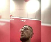 Rocketgang's cam on One Hand Chat