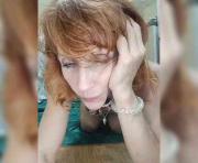 Yuliya77's cam on One Hand Chat