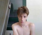 Zigarevand's cam on One Hand Chat